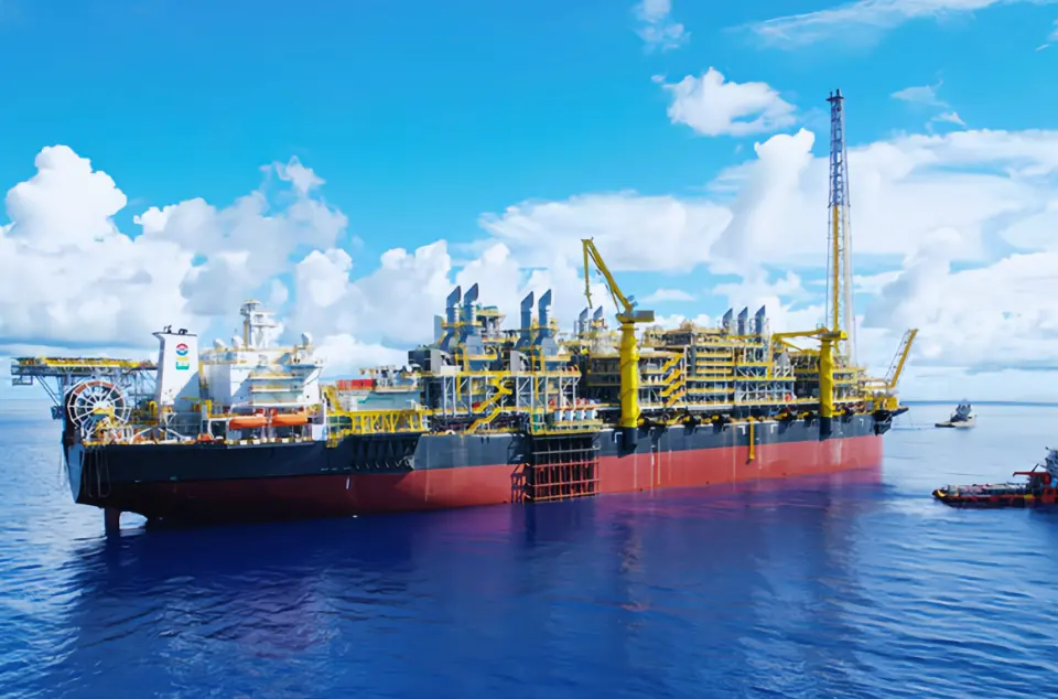 FPSOs para o Campo de Petróleo Offshore do Brasil