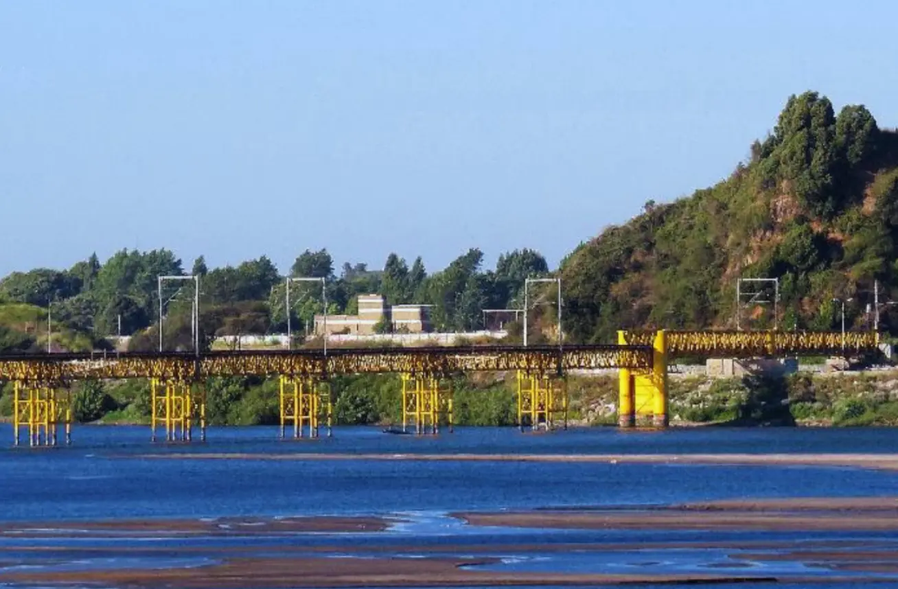 Projeto de construção da ponte ferroviária Chile BioBío